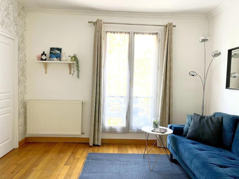Apartment A 2 Pas Du Metro Paris